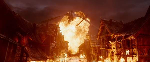 The Hobbit : The battle of five armies - Smaug et Lacville