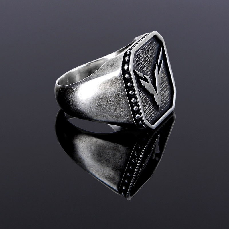 Chevalière "Wolves" officielle Ghost Recon Breakpoint Edition Limitée